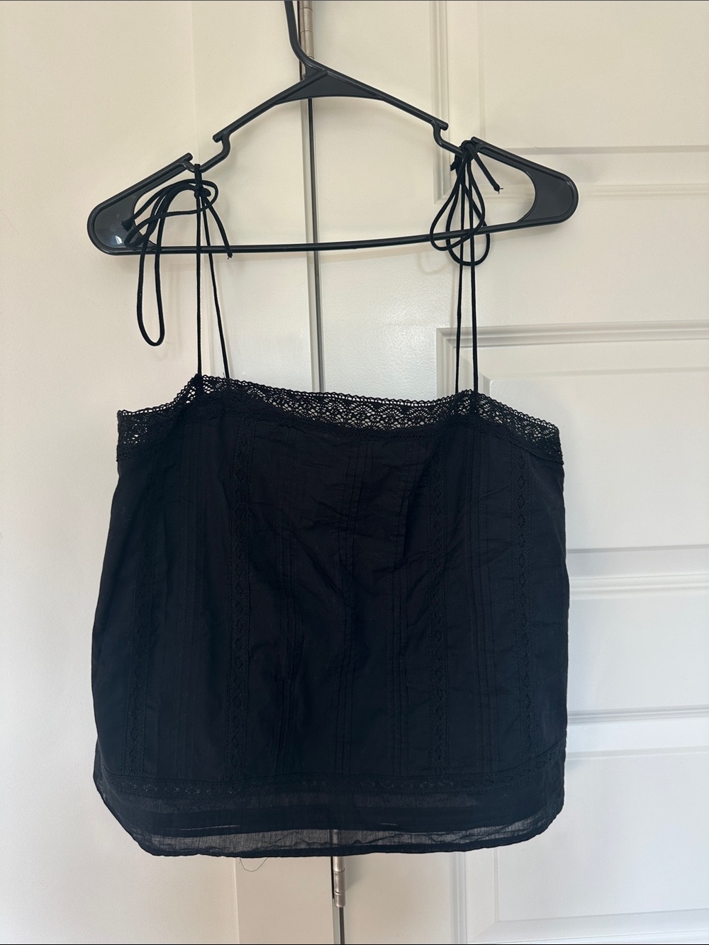 Abercrombie & Fitch Black Lace-Trim Tie Strap Cami